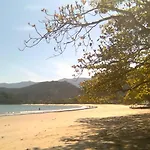 Ubatuba - Lázaro - apartamento